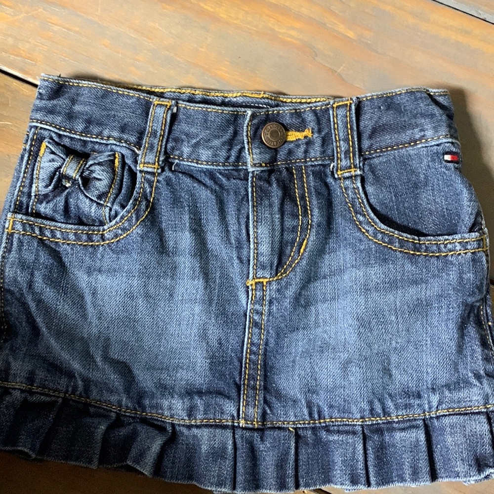 Infant girl size 18 month Tommy Hilfiger Jean skirt.